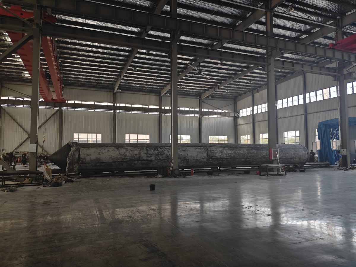 Oppustelige skærme: The Essential Marine 